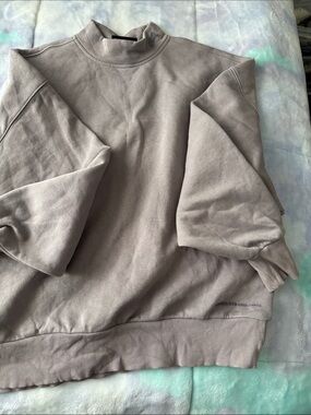 Alphalete Men's Taupe Crewneck Sweatshirt
